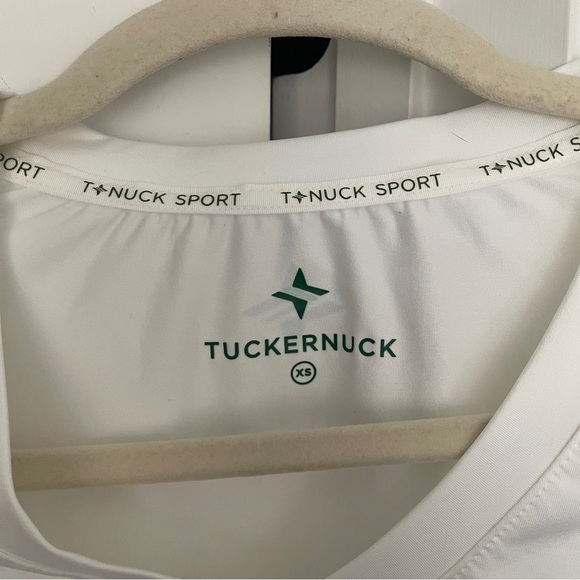 Tuckernuck Sport White Short Sleeve Tie Front Top - Picture 2 of 4